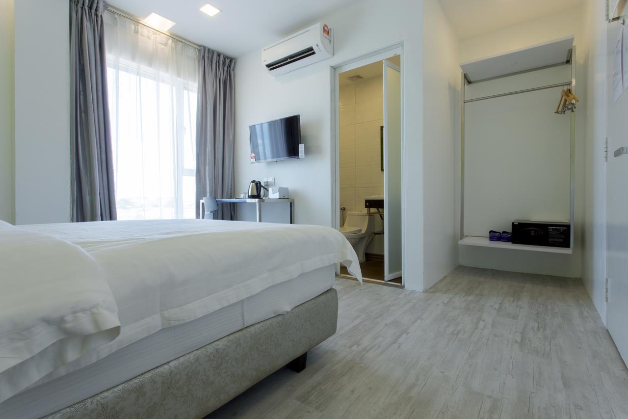 Aloha Hotel Sdn Bhd Pontian Kecil Εξωτερικό φωτογραφία