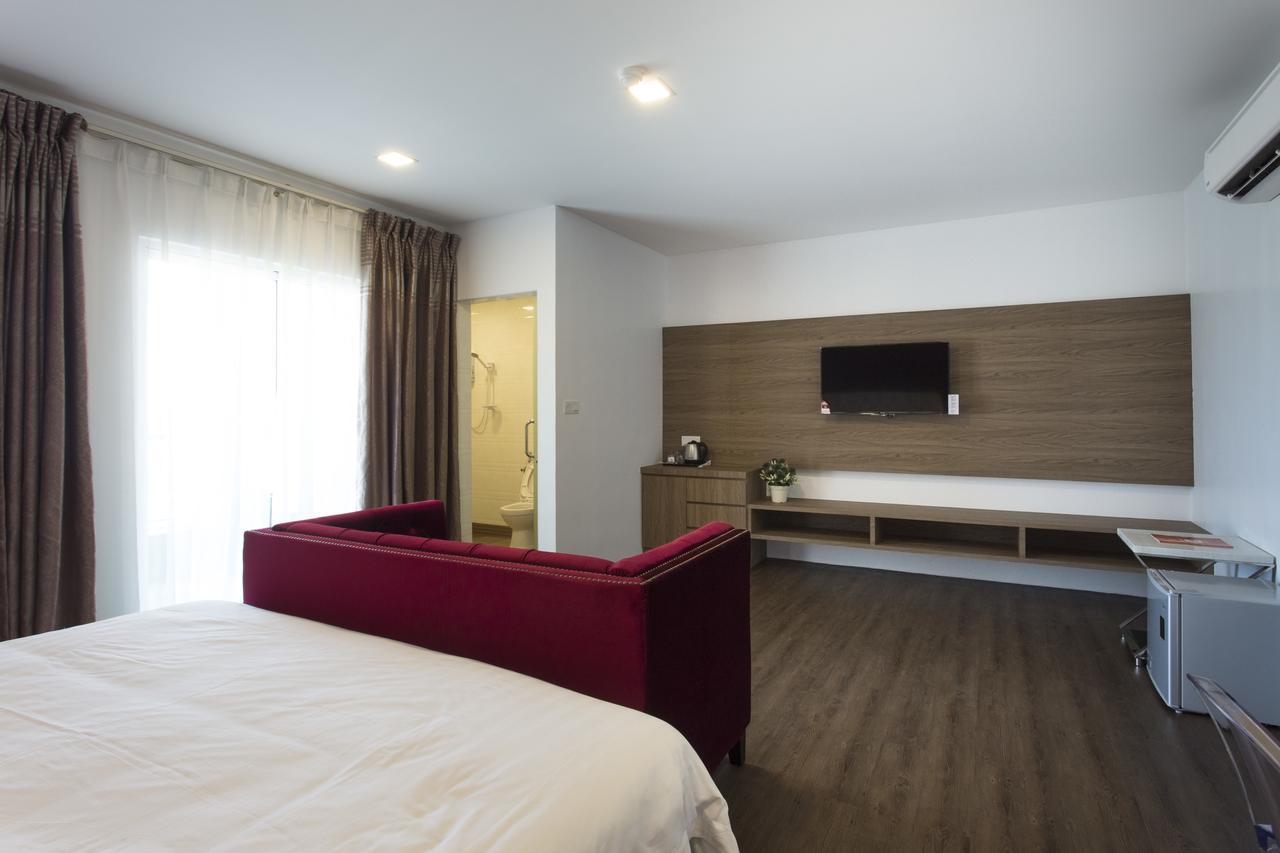 Aloha Hotel Sdn Bhd Pontian Kecil Εξωτερικό φωτογραφία